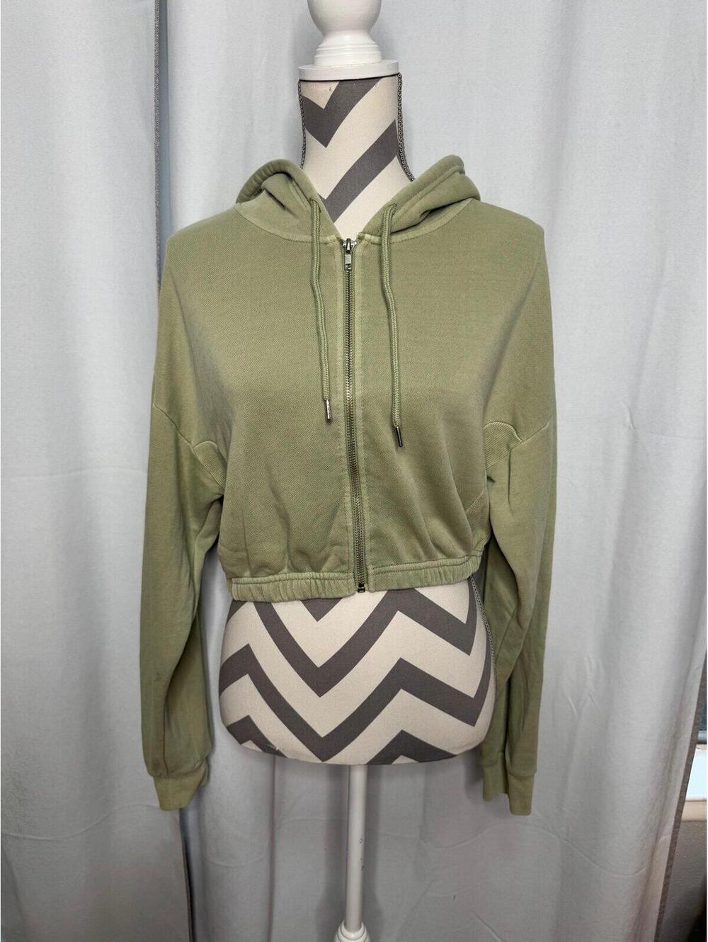 Cropped pale green zip up large Hoodie